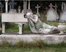 墓碑也需要特色？？？？？？？盘货天下上最具创意的墓碑