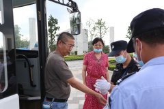 台州民政与殡协考察团来浙江亿万先生MR交流学习