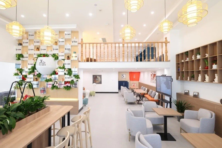 走进 Y·cafe，，，，，，邂逅一场味蕾与灵魂的浪漫对话